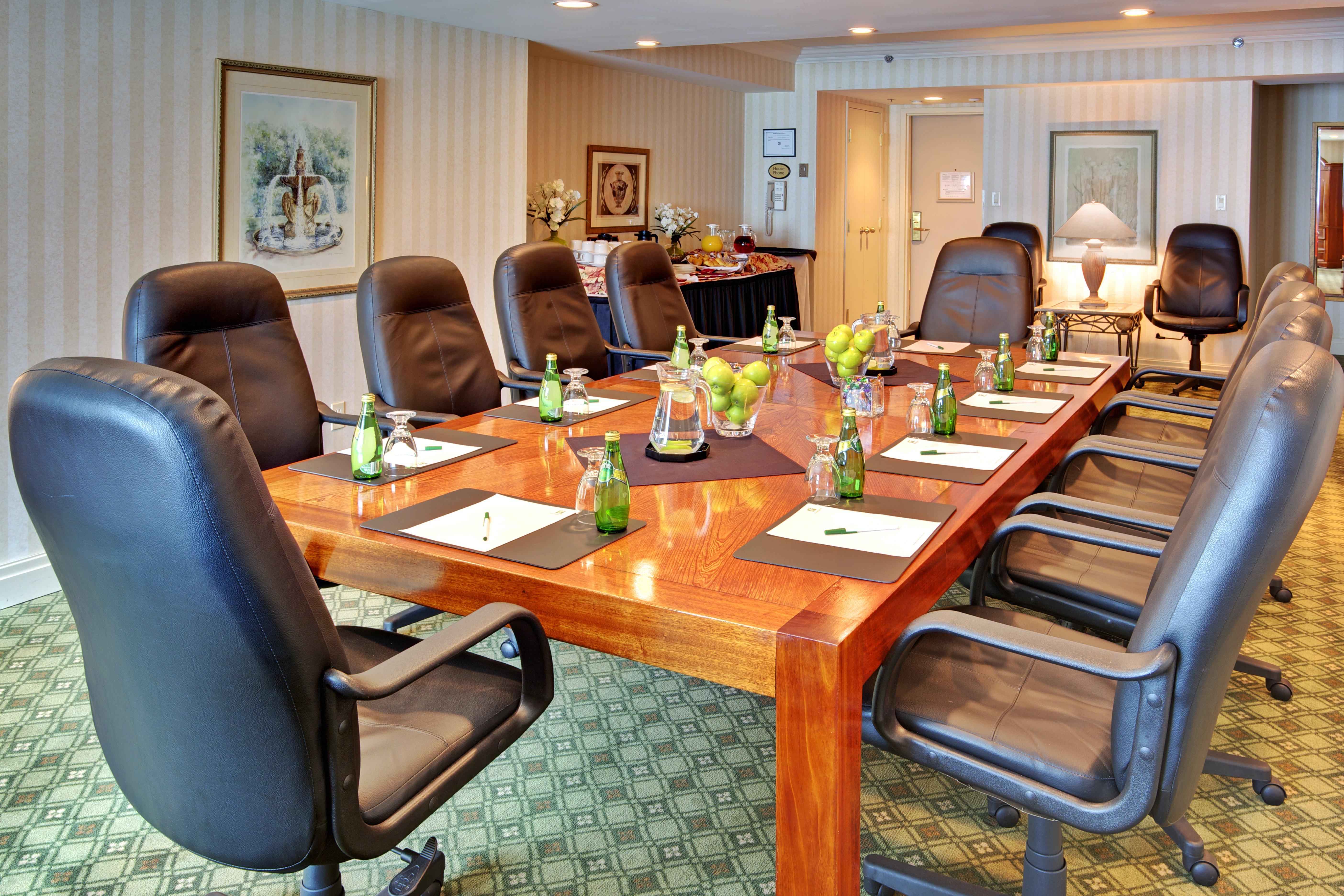 Holiday Inn & Suites Oakville At Bronte By Ihg Exteriér fotografie