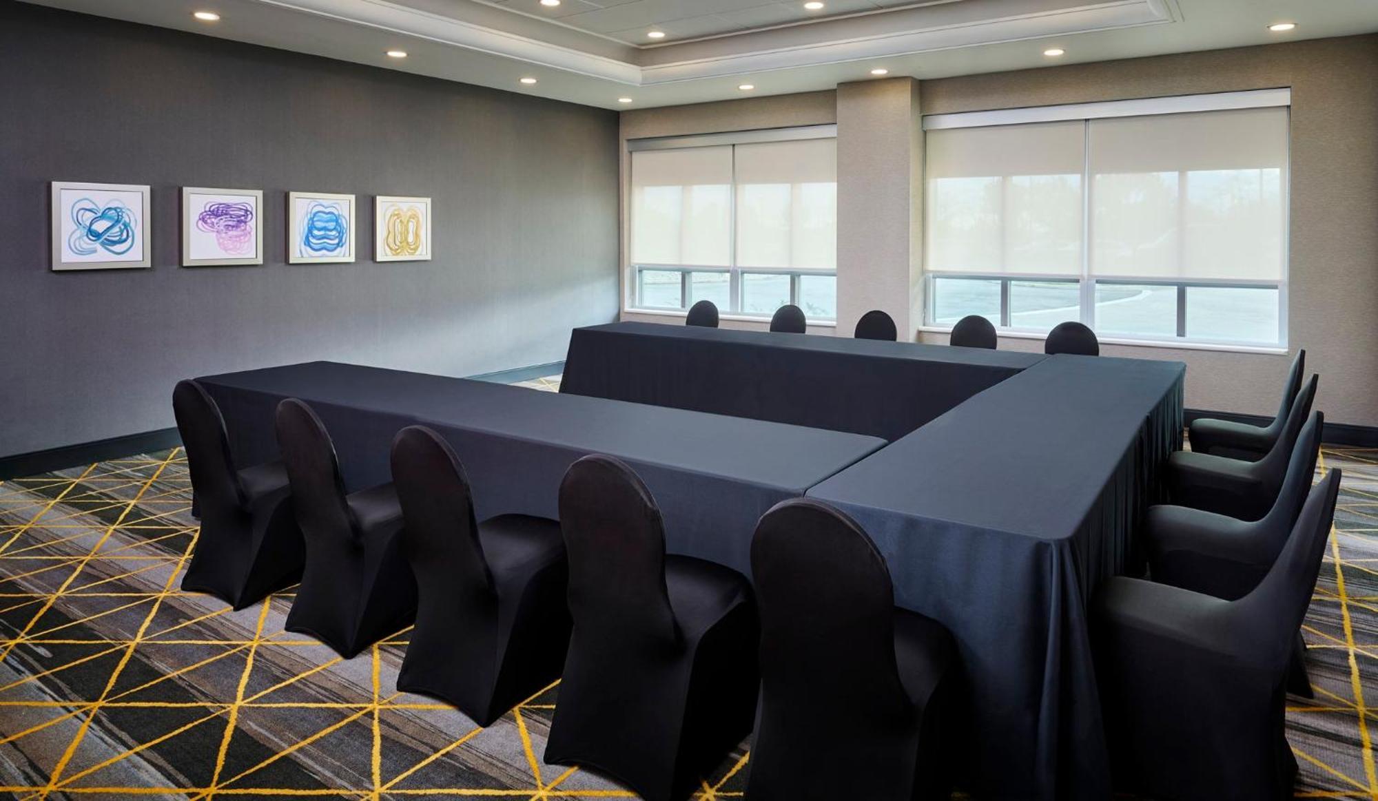 Holiday Inn & Suites Oakville At Bronte By Ihg Exteriér fotografie